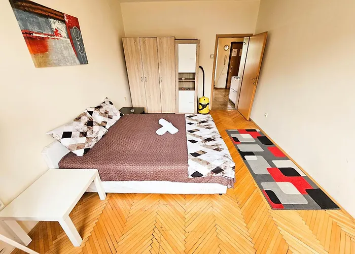 Rooftop At Mainsquare * Escópia